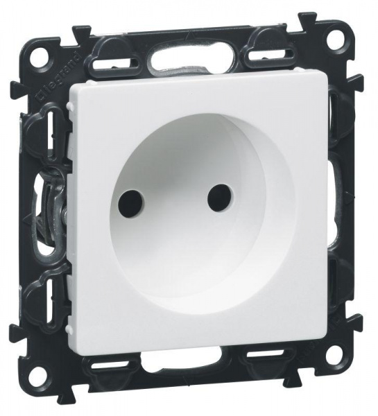 Панель лицевая Valena Life для силовой розетки 2К бел. Leg 754970